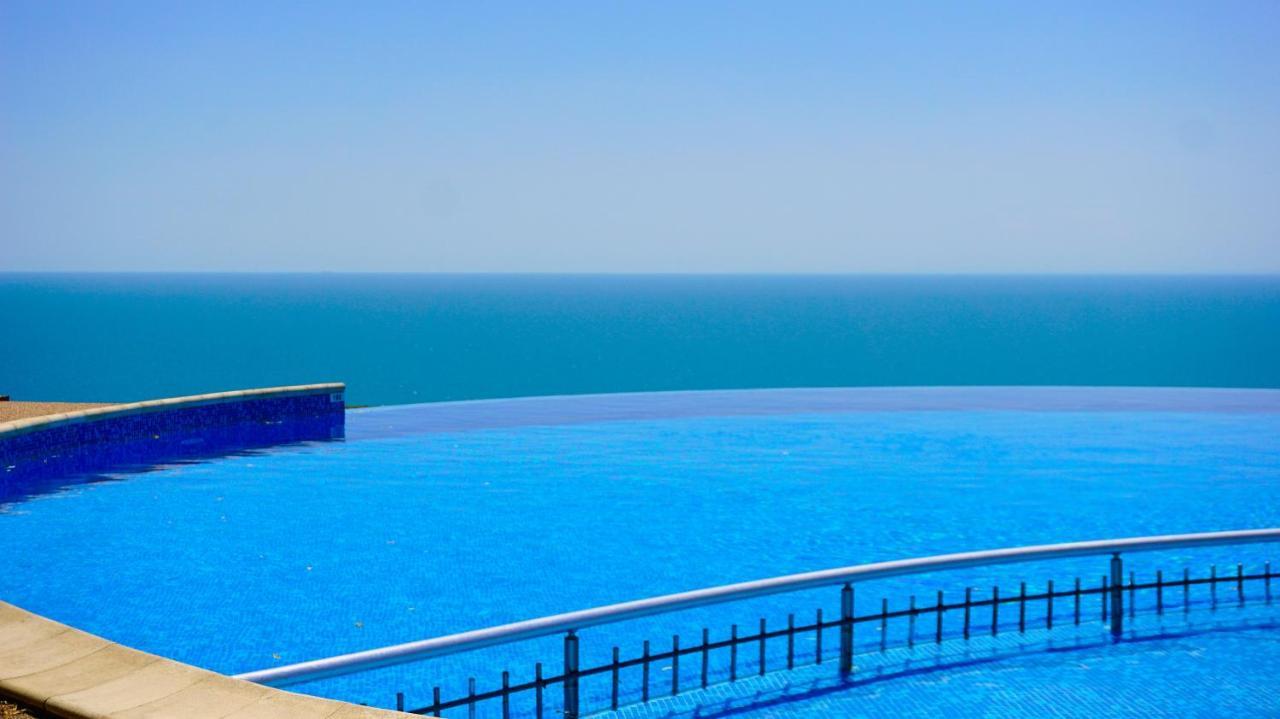 Морски Апартаменти Джулай Морнинг - July Morning Sea View Apartments كافارنا المظهر الخارجي الصورة