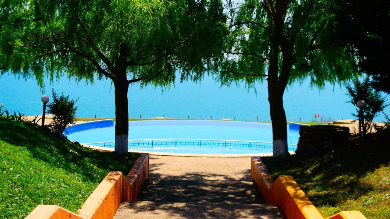 Морски Апартаменти Джулай Морнинг - July Morning Sea View Apartments كافارنا المظهر الخارجي الصورة