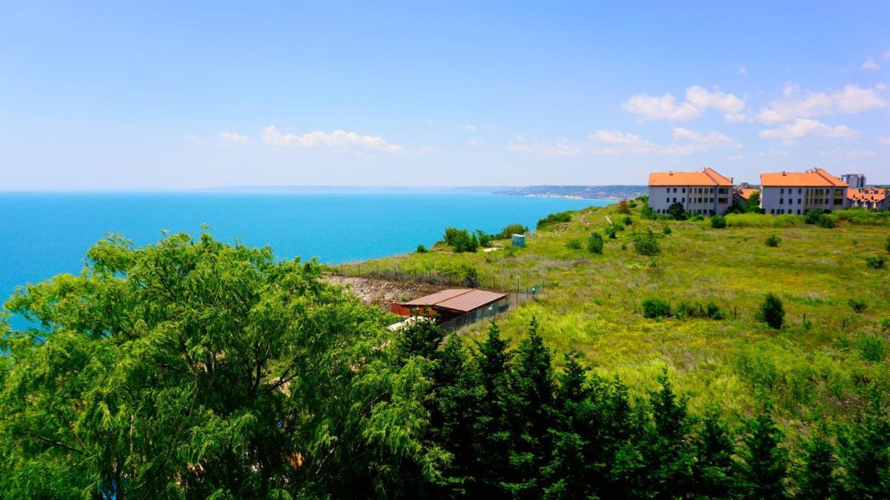 Морски Апартаменти Джулай Морнинг - July Morning Sea View Apartments كافارنا المظهر الخارجي الصورة